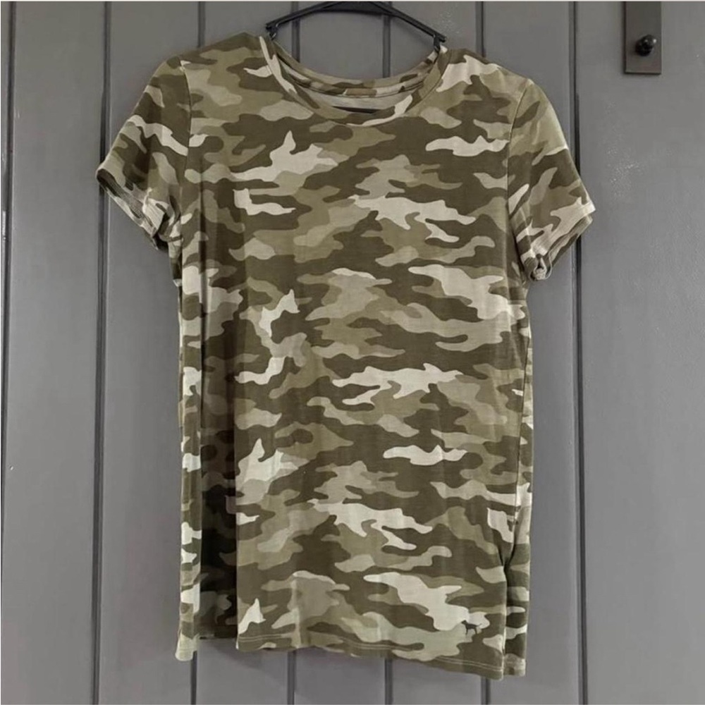 Camouflage Womens VS Pink T-Shirt